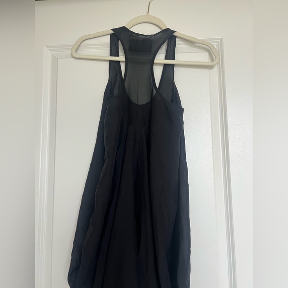 Elegant Sheer Black Sleeveless Dress - Picture 2 of 5
